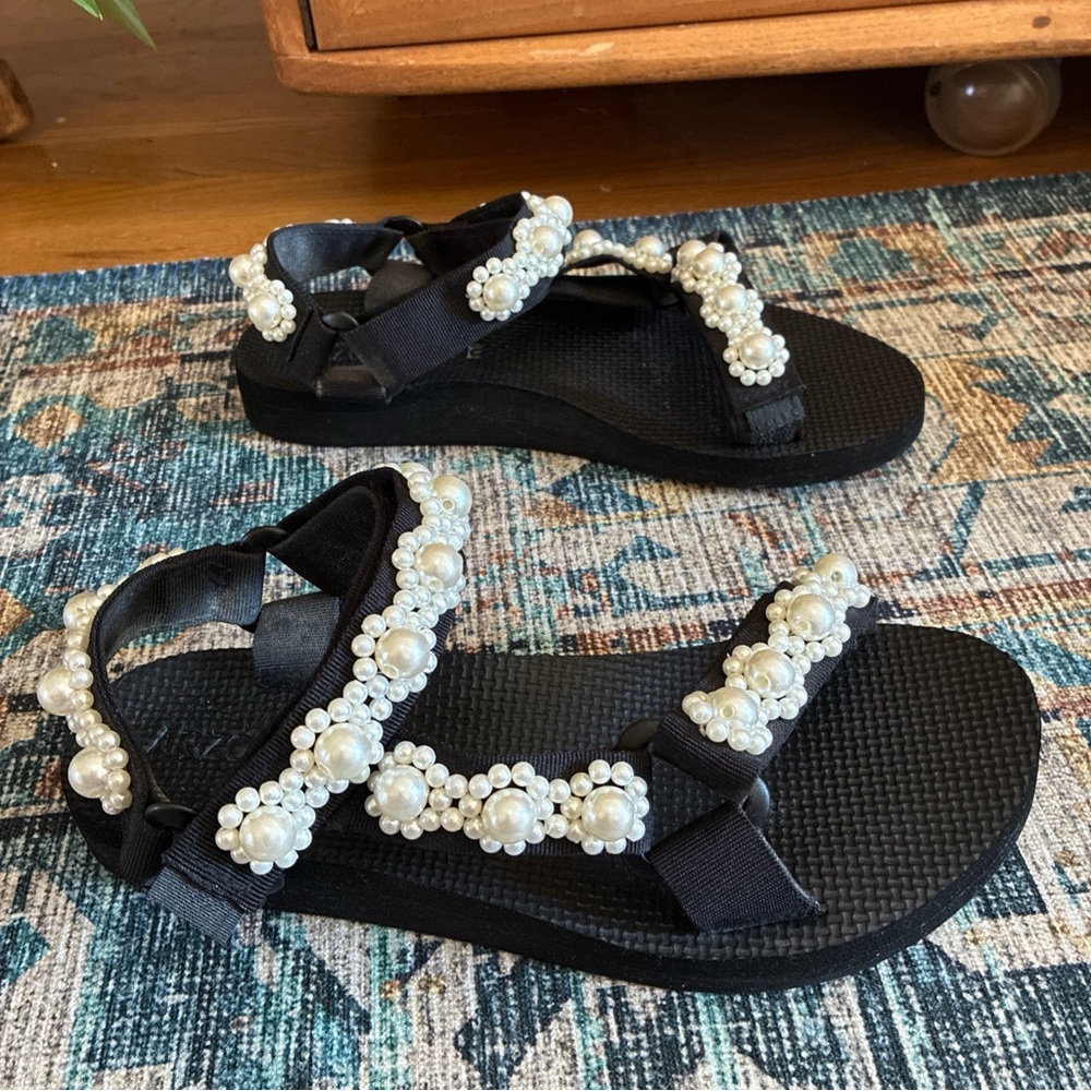 Arizona Love Trekky black with white pearls size 38 7.5 US - Picture 3 of 8